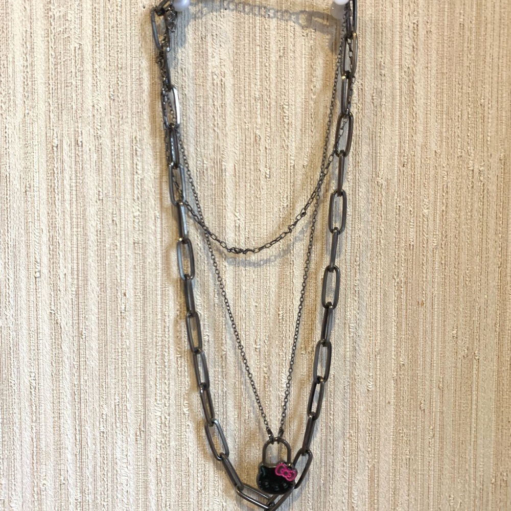 super cute, hello kitty, layered chain necklace with hello kitty locket charm🖤